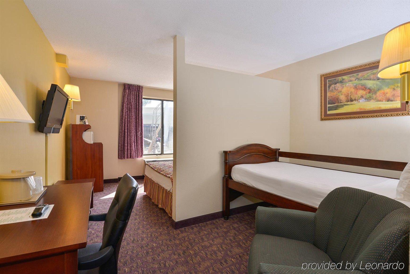 Lamplighter Inn-South Springfield Luaran gambar