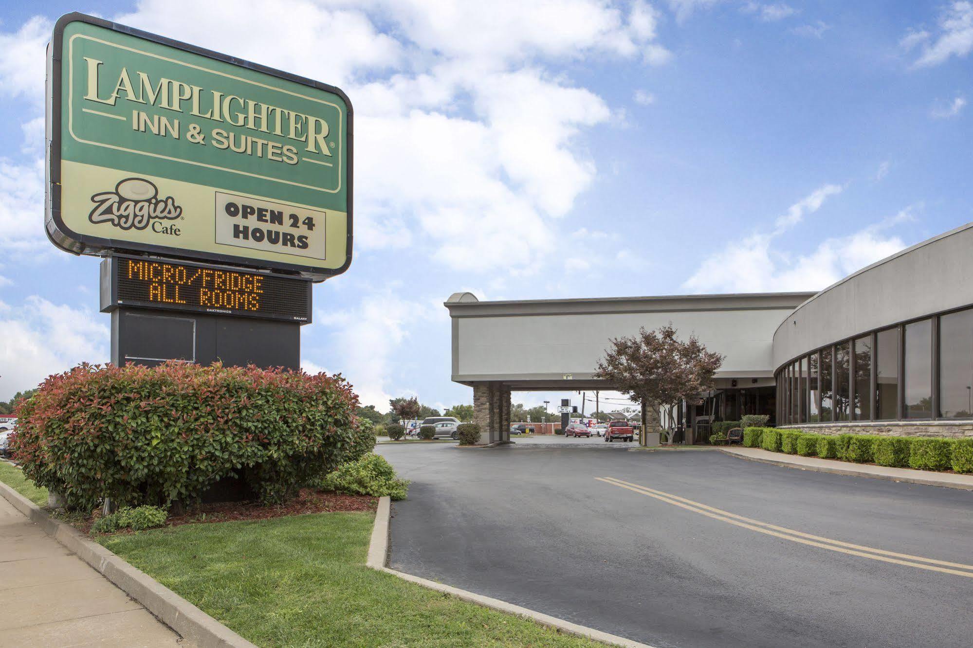 Lamplighter Inn-South Springfield Luaran gambar