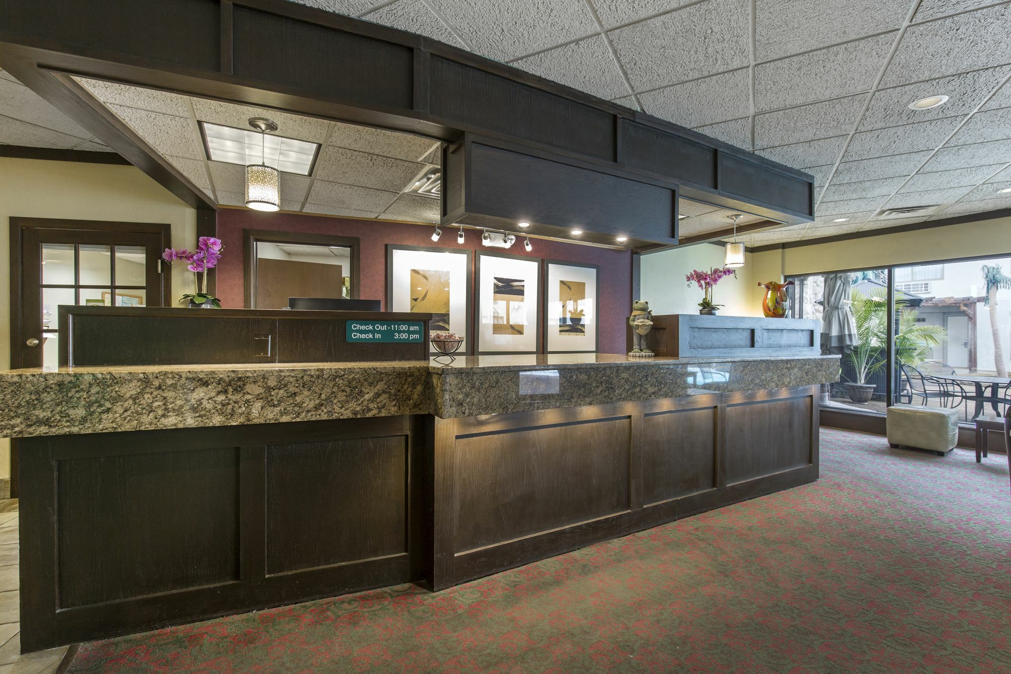 Lamplighter Inn-South Springfield Luaran gambar